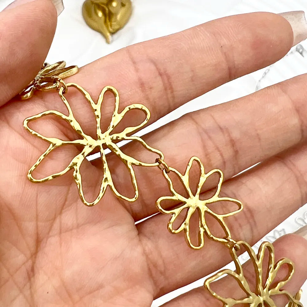 CAC-759-18 Fiore-Collana Corta in Acciaio