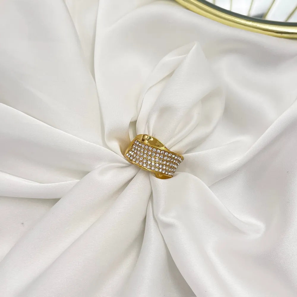 AAM-103-AA2011R Onda con Strass-Anello in Acciaio con Misura