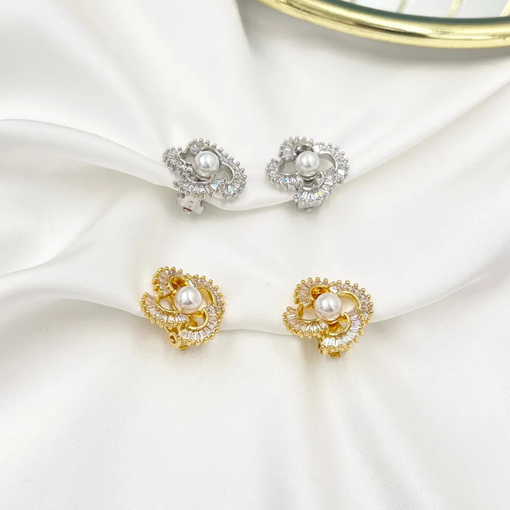 OMK-493-38 Fiore con perla-Orecchini a Clip con Zirconia