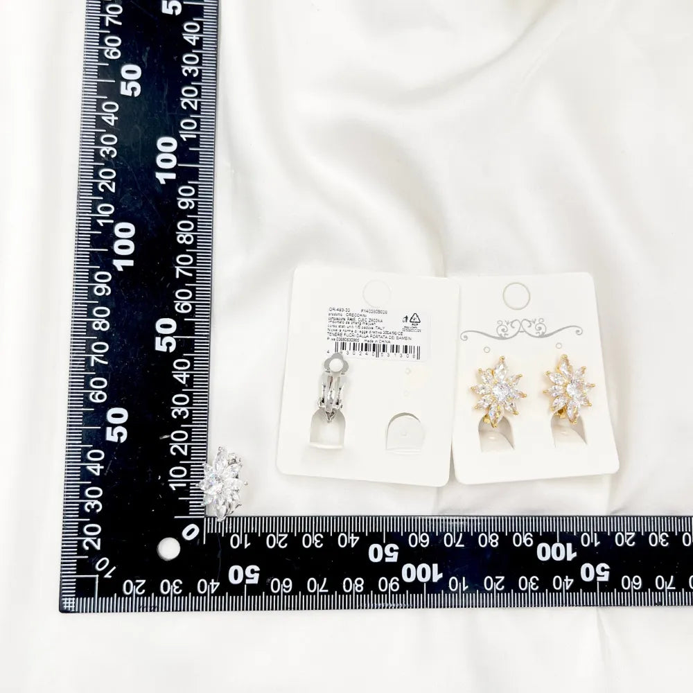 OMK-493-30 Fiore-Orecchini a Clip con Zirconia