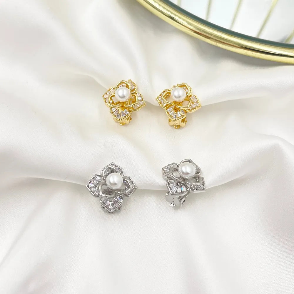 OMK-493-28 Fiore con perla-Orecchini a Clip con Zirconia