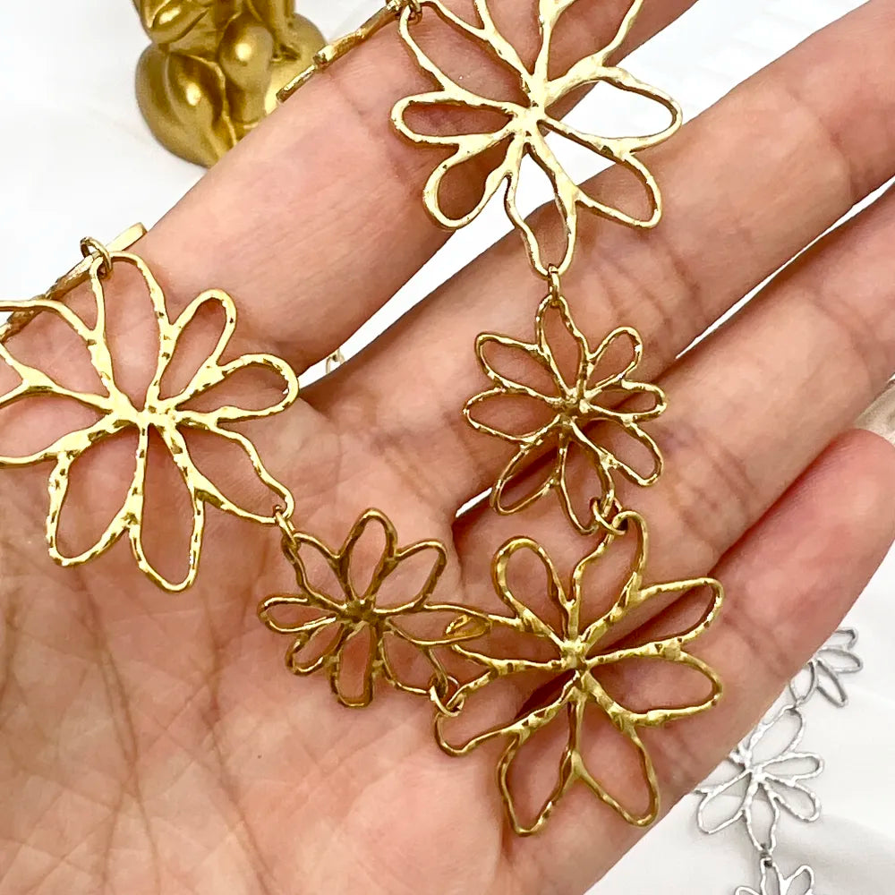 CAC-759-18 Fiore-Collana Corta in Acciaio