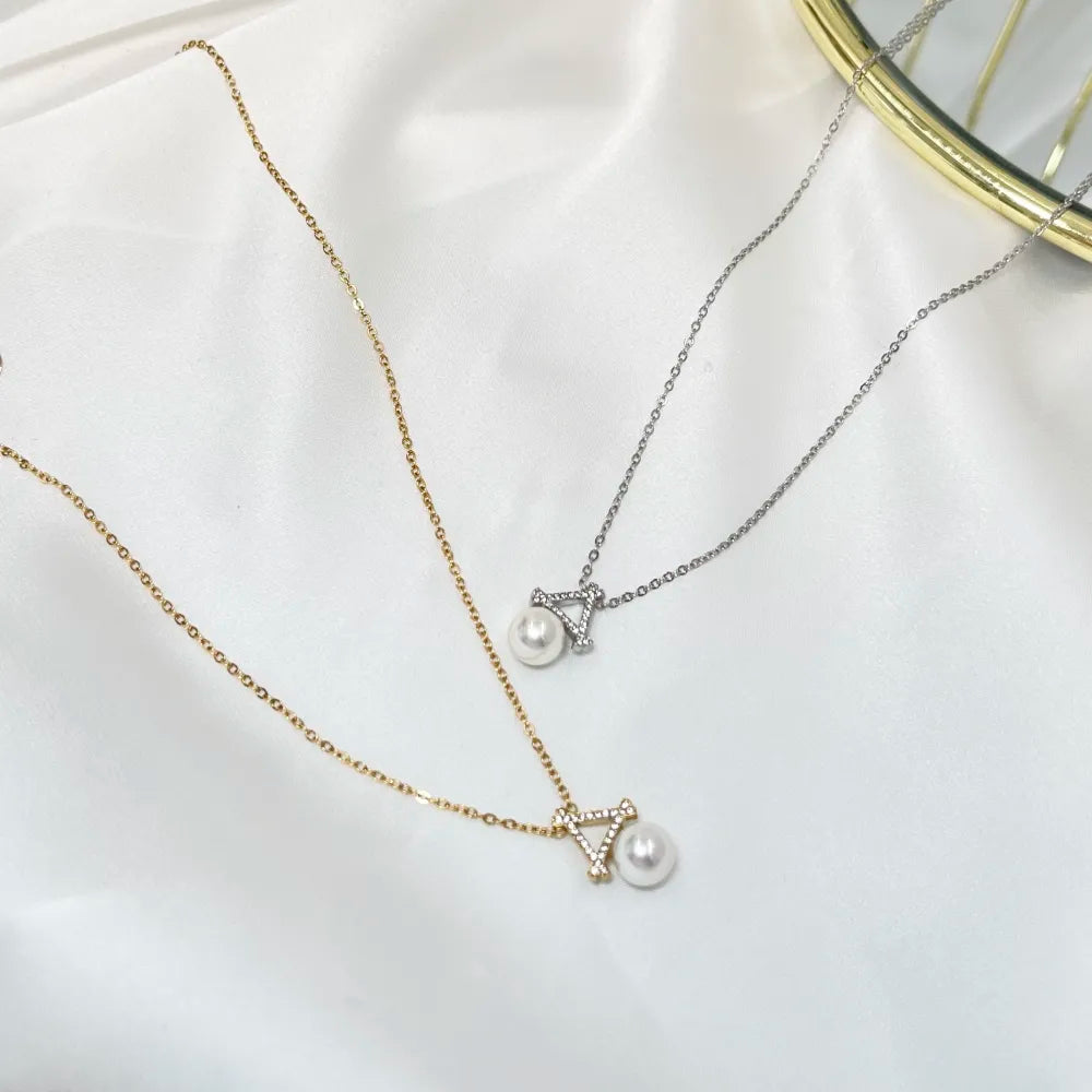 CAC-103-AA4163N Triangolo con Perla-Collana Corta in Acciaio