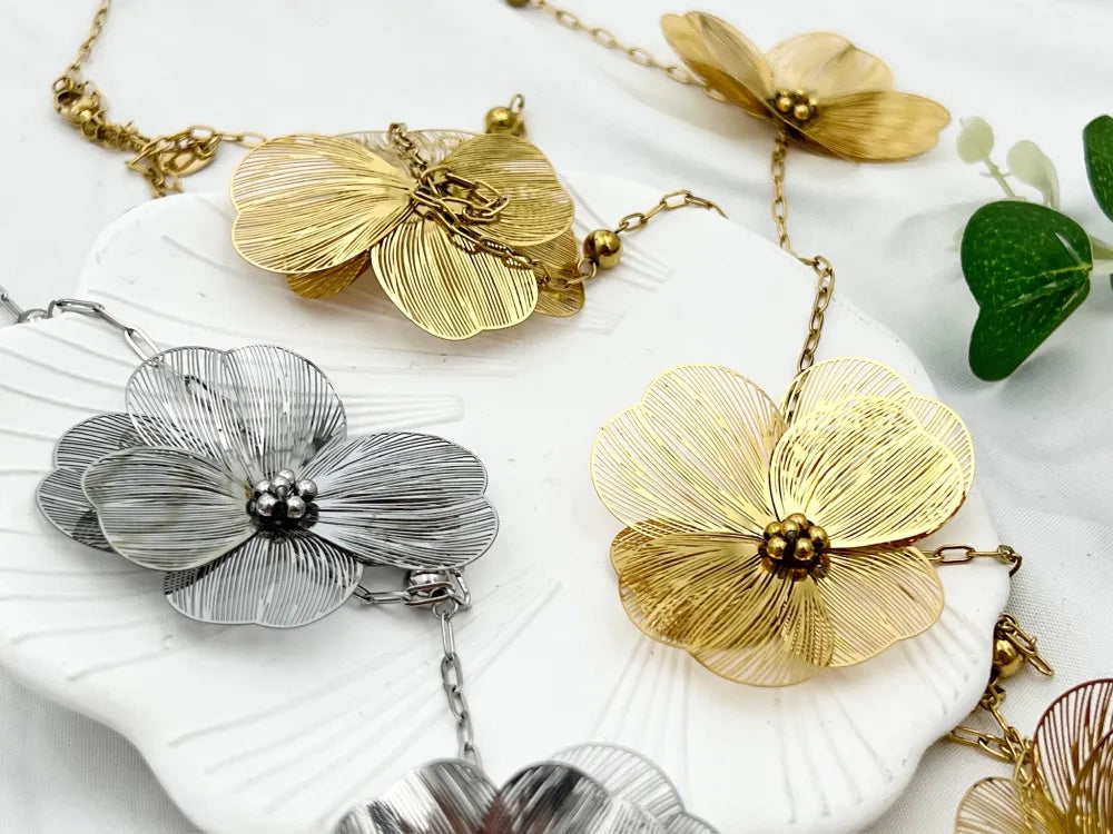 CAL-732-195 Fiore-Collana Lunga in Acciaio